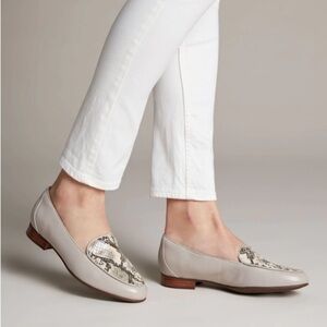 Clarks Un Blush Ease leather loafers stone combi NARROW
